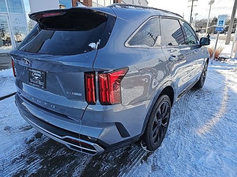 Used 2021 Kia Sorento SX image 13