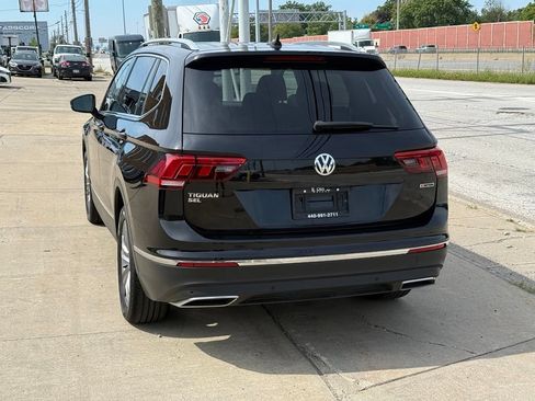 Used 2021 Volkswagen Tiguan SEL AWD/4WD image 9