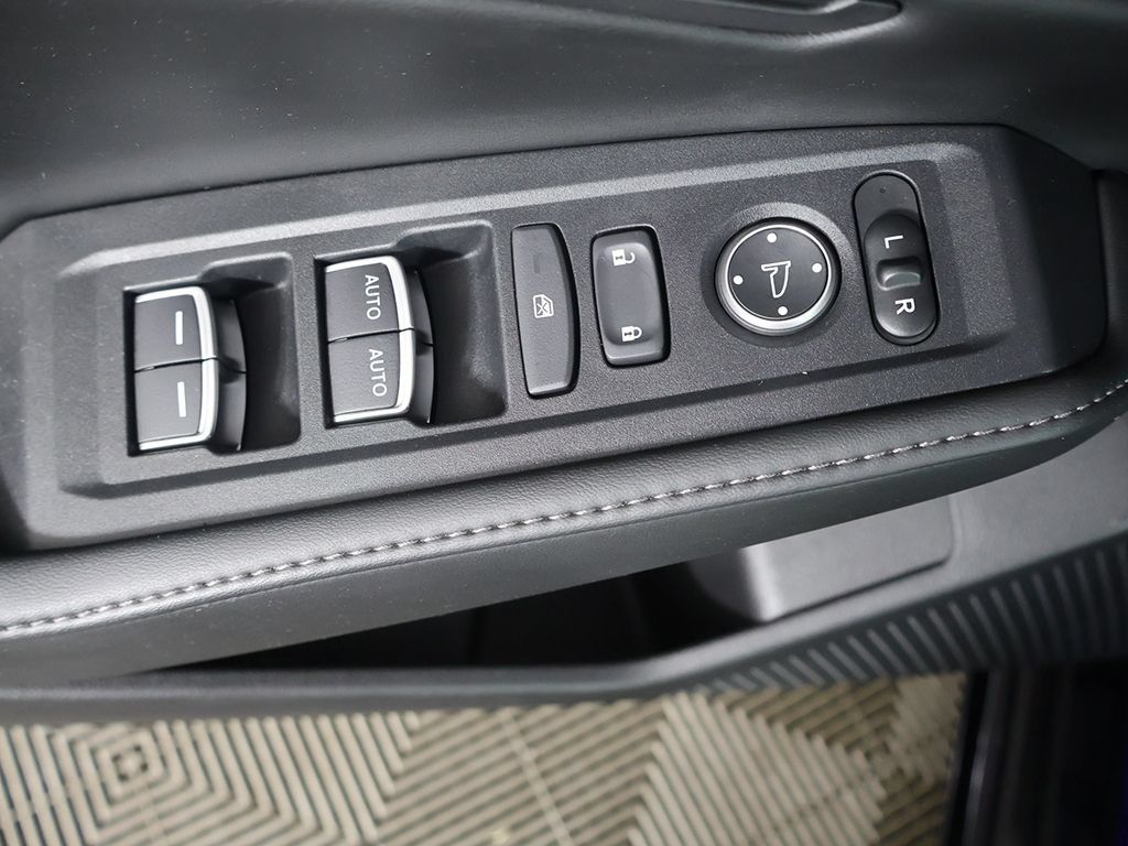 Used 2023 Honda Accord Sport image 35