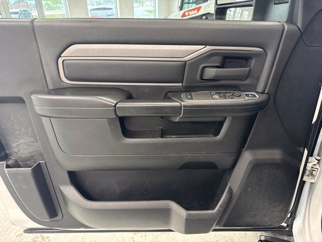 Used 2023 RAM 2500 Tradesman AWD/4WD image 17