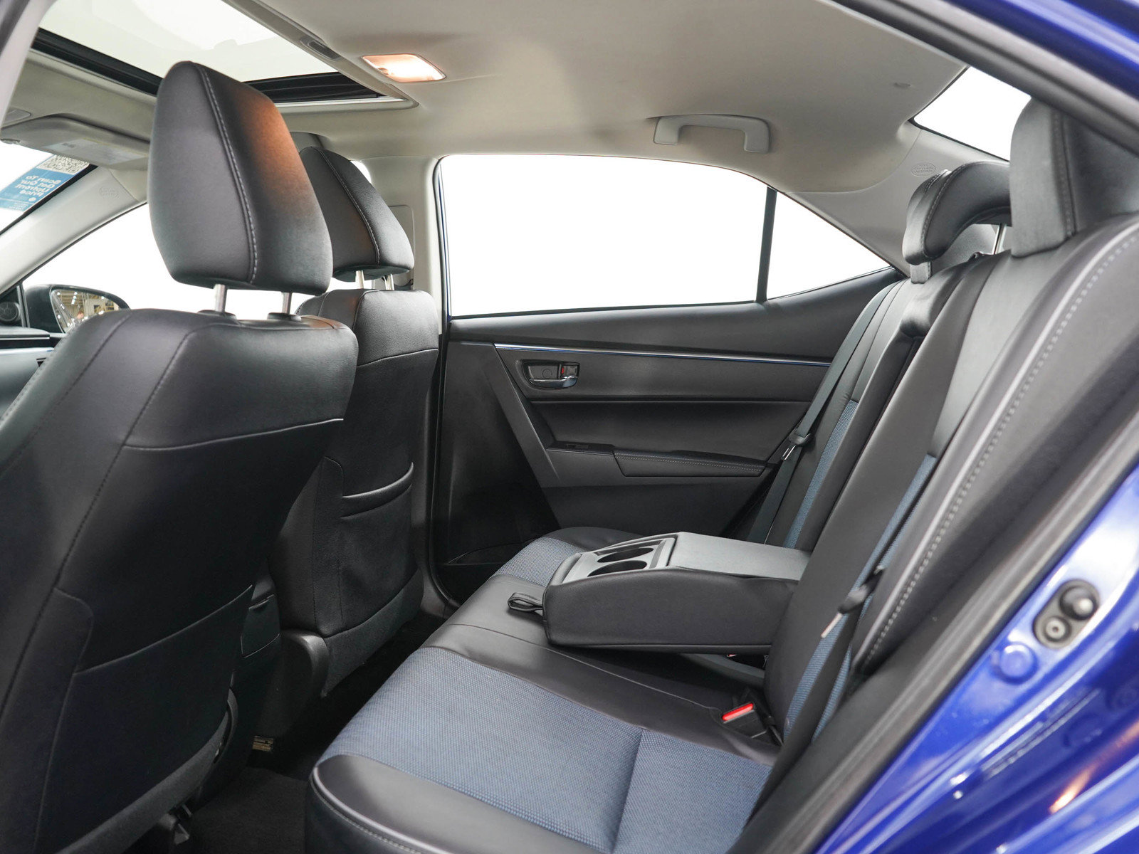 Used 2016 Toyota Corolla S FWD image 13