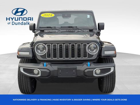 Used 2024 Jeep Wrangler Unlimited Sahara w/ Technology Group image 12