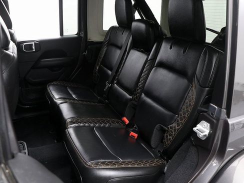 Used 2021 Jeep Wrangler Unlimited Sahara image 11