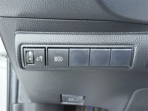 Used 2021 Toyota Corolla SE image 23