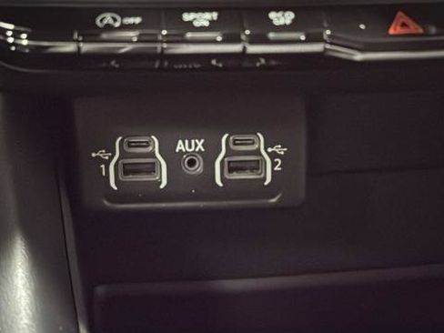 Used 2022 Dodge Durango GT image 36