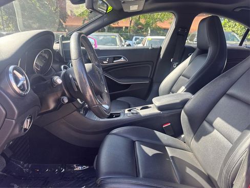 Used 2018 Mercedes-Benz CLA 250 4MATIC image 9