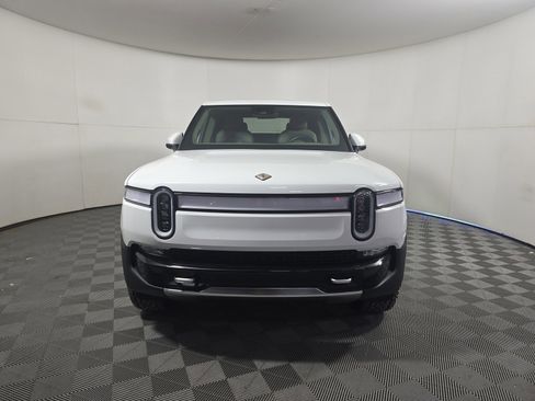 Used 2023 Rivian R1T Adventure image 8