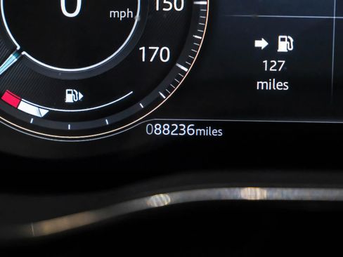 Used 2021 Jaguar F-PACE S image 20