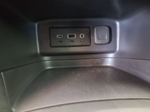 Used 2024 Chevrolet Equinox LS w/ LS Convenience Package FWD image 31