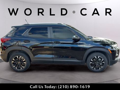 Used 2023 Chevrolet TrailBlazer LT FWD image 8