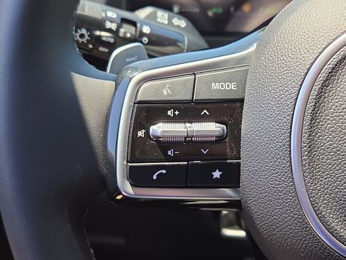 New 2026 Kia Carnival SX Prestige FWD image 11