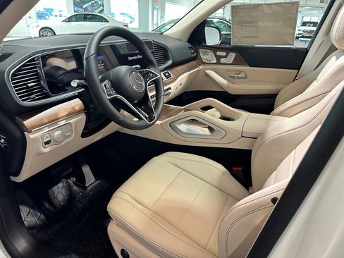 New 2026 Mercedes-Benz GLE 450e 4MATIC image 7