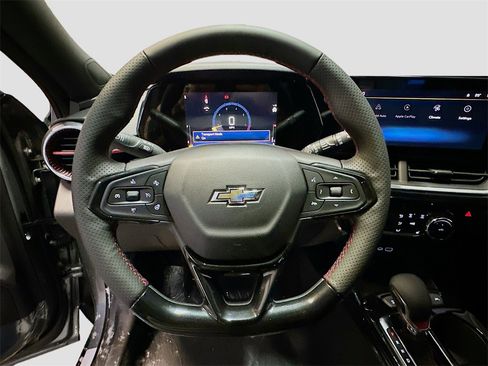 New 2026 Chevrolet Trax RS w/ Sunroof Package image 12