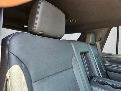 Used 2021 Chevrolet Tahoe Z71 w/ Rear Media and Nav Package AWD/4WD image 10