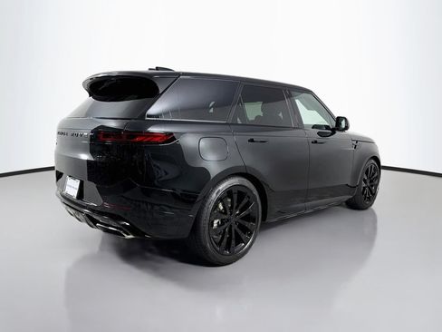 New 2027 Land Rover Range Rover Sport Dynamic SE AWD/4WD image 5