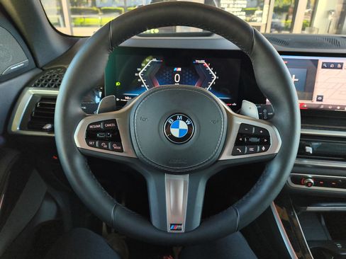 Used 2024 BMW X5 xDrive40i w/ M Sport Package AWD/4WD image 18