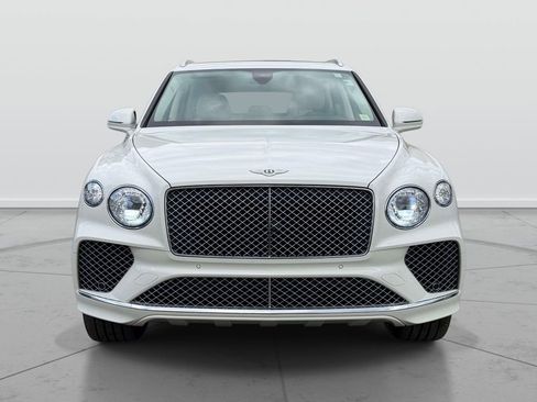 Used 2022 Bentley Bentayga AWD/4WD image 2