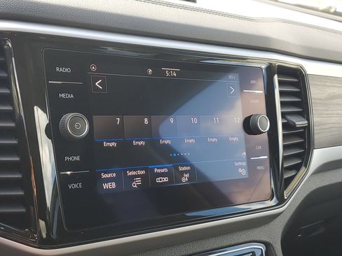 Certified 2022 Volkswagen Atlas SE w/ Panoramic Sunroof Package image 25