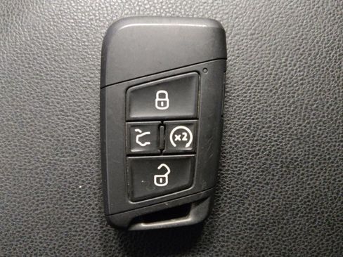 Used 2020 Volkswagen Jetta GLI Autobahn image 32