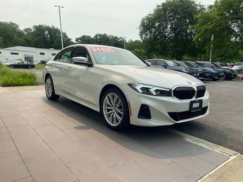 Used 2023 BMW 330i xDrive Sedan w/ Premium Package AWD/4WD image 5