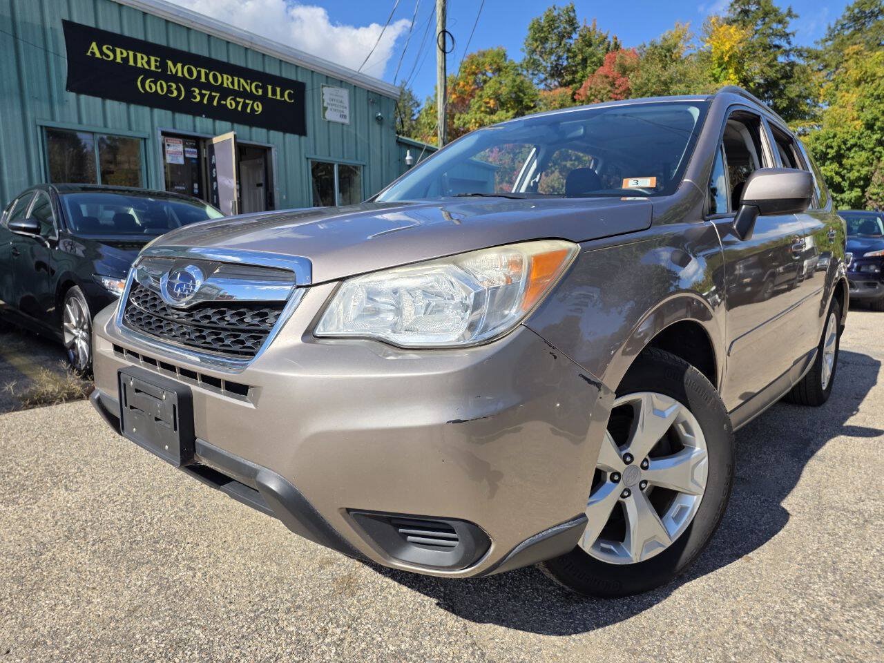 Used 2014 Subaru Forester 2.5i Premium w/ All-Weather Package AWD/4WD image 2