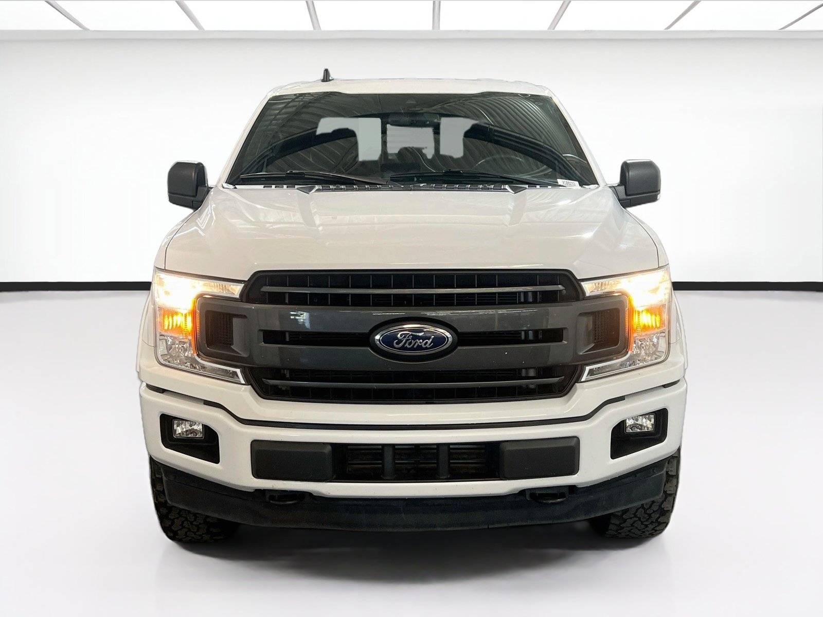 Used 2020 Ford F150 XLT w/ Equipment Group 302A Luxury AWD/4WD image 2
