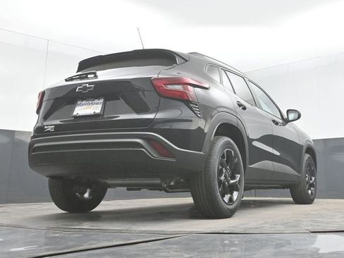 New 2026 Chevrolet Trax LT w/ Driver Confidence Package FWD image 43