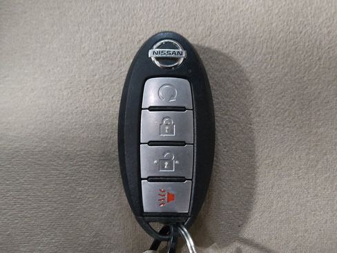 Used 2019 Nissan Murano SV w/ Premium Package image 32