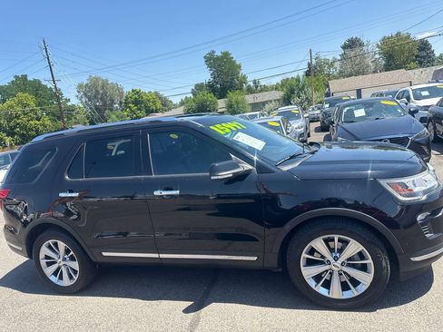 Used 2019 Ford Explorer Limited w/ Class III Trailer Tow Package FWD image 6