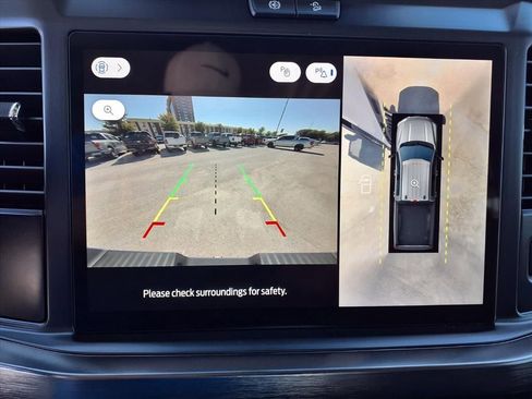 New 2026 Ford F250 Lariat w/ FX4 Off-Road Package image 16