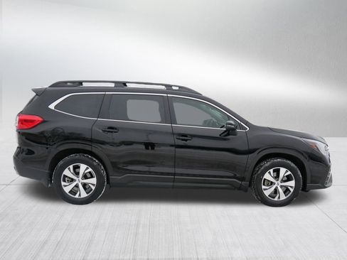 Certified 2023 Subaru Ascent Premium w/ Convenience Package image 8