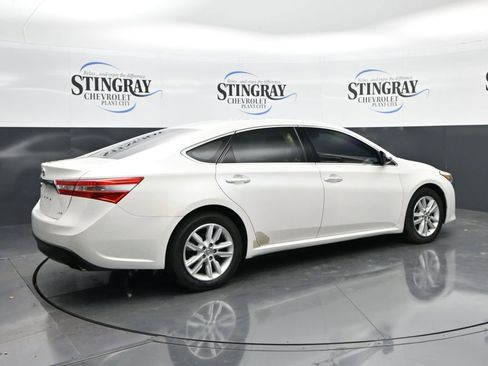Used 2014 Toyota Avalon XLE FWD image 7