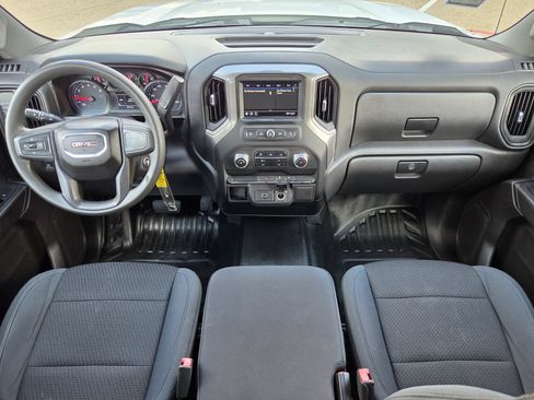 Used 2019 GMC Sierra 1500 2WD Crew Cab image 11