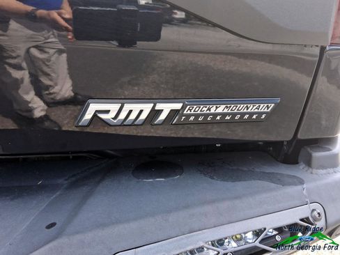 Used 2019 Ford F150 Raptor w/ Equipment Group 802A Luxury AWD/4WD image 35