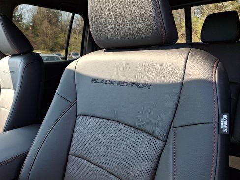 New 2026 Honda Ridgeline Black Edition image 16