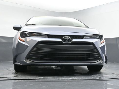 Used 2023 Toyota Corolla LE image 36
