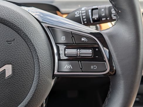 Certified 2024 Kia Seltos EX AWD/4WD image 30