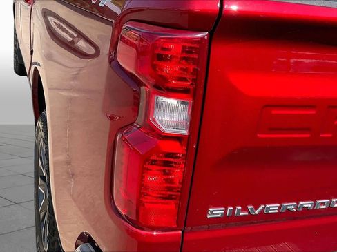 Used 2023 Chevrolet Silverado 1500 LT AWD/4WD image 28