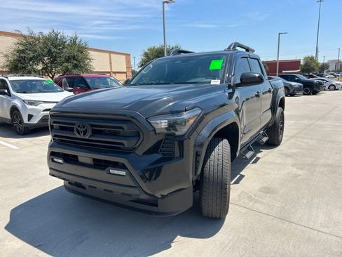 Certified 2025 Toyota Tacoma SR5 RWD image 9