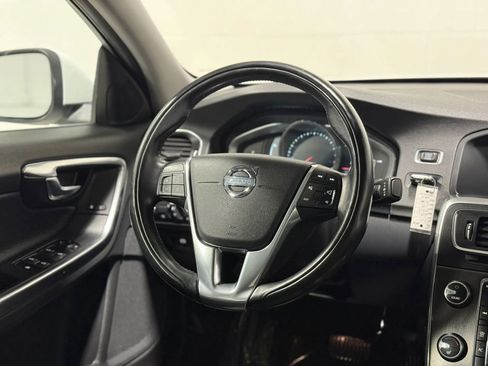 Used 2014 Volvo S60 T5 w/ Climate Package image 22