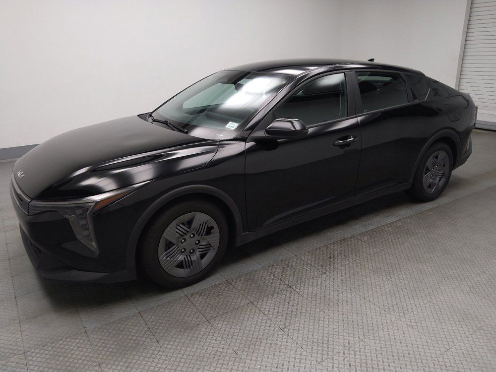 Used 2025 Kia K4 FWD image 2