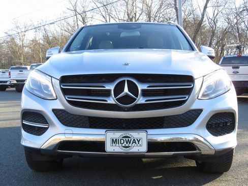 Used 2017 Mercedes-Benz GLE 350 4MATIC image 2