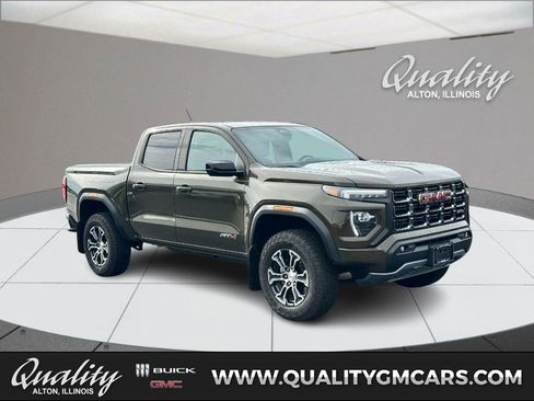Used 2025 GMC Canyon AT4 AWD/4WD image 1