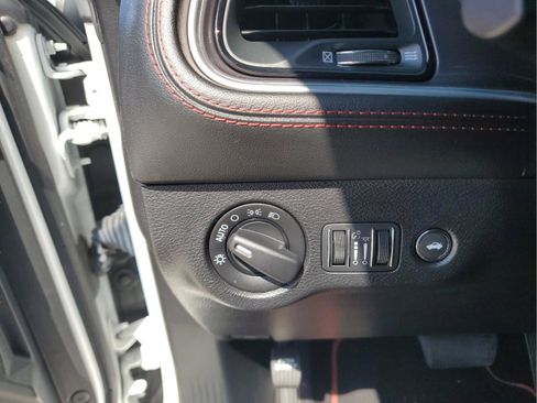 Used 2022 Dodge Challenger R/T Scat Pack image 29