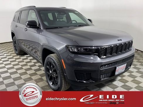 New 2025 Jeep Grand Cherokee L Altitude image 1