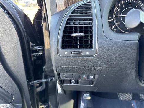 Certified 2020 Nissan Armada SL w/ Premium Package image 36