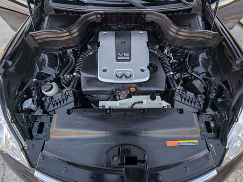 Used 2016 INFINITI QX50 AWD w/ Deluxe Touring Package image 9