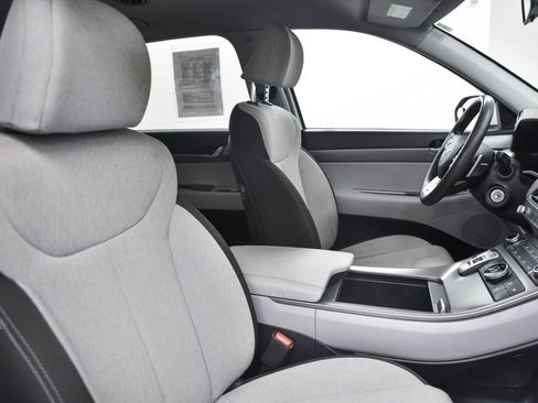 Used 2020 Hyundai Palisade SE image 16