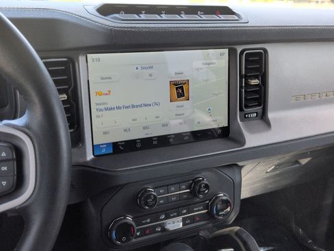 Certified 2025 Ford Bronco Badlands AWD/4WD image 22