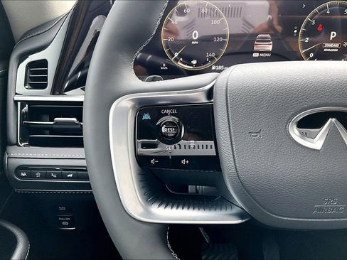 New 2026 INFINITI QX80 Luxe RWD image 31